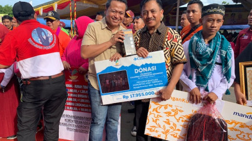 COLUMBIA BEARS LIGHT, HOPE TO INDIGENOUS COMMUNITIES IN SULAWESI ISLAND