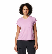 Muat gambar ke Galeri viewer, Columbia Women's Boundless Trek Short Sleeve T-Shirt