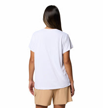 Load image into Gallery viewer, Columbia Women's BlueVista Hill Short Sleeve Crew