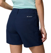 Load image into Gallery viewer, Columbia Women's Leslie Falls Shorts II