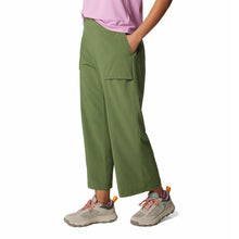 Load image into Gallery viewer, Columbia Women's Boundless Beauty Capri