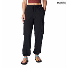 Muat gambar ke Galeri viewer, Columbia Women's Boundless Trek Cargo Pant