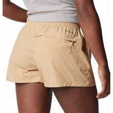 Load image into Gallery viewer, Columbia Women's Boundless Trek Active Short