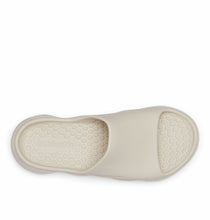 Muat gambar ke Galeri viewer, Columbia Men&#39;s Thrive Revive Slide Sandals

