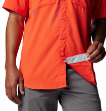 Muat gambar ke Galeri viewer, Columbia Men&#39;s Blood And Guts 4 Woven Shirt
