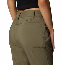 Load image into Gallery viewer, Columbia Women&#39;s Silver Ridge Utility Convertible Pants
