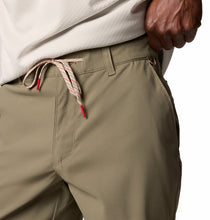Muat gambar ke Galeri viewer, Columbia Men&#39;s Tech Trail Utility Shorts
