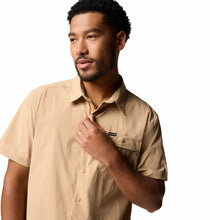 Muat gambar ke Galeri viewer, Columbia Men&#39;s Landroamer Ripstop Short Sleeve Shirt II
