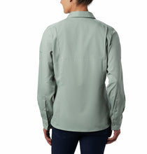 Load image into Gallery viewer, WOMEN&#39;S SILVER RIDGE LITE LONG SLEEVE SHIRT
