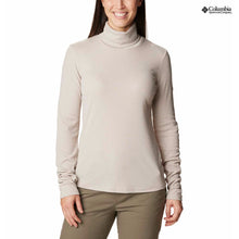Load image into Gallery viewer, Women&#39;s Boundless Trek Ribbed Turtle Neck Long Sleeve Sh
